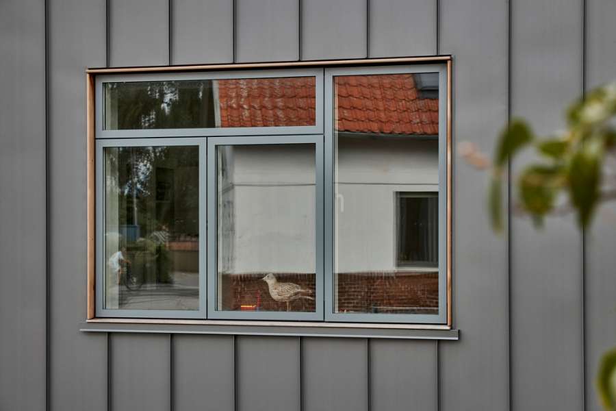 Die Sankt-Birgitta-Schule erhält einen supereleganten „Stahlpavillon“, Privatschule – Østergade 64, 4930 Maribo, Dänemark